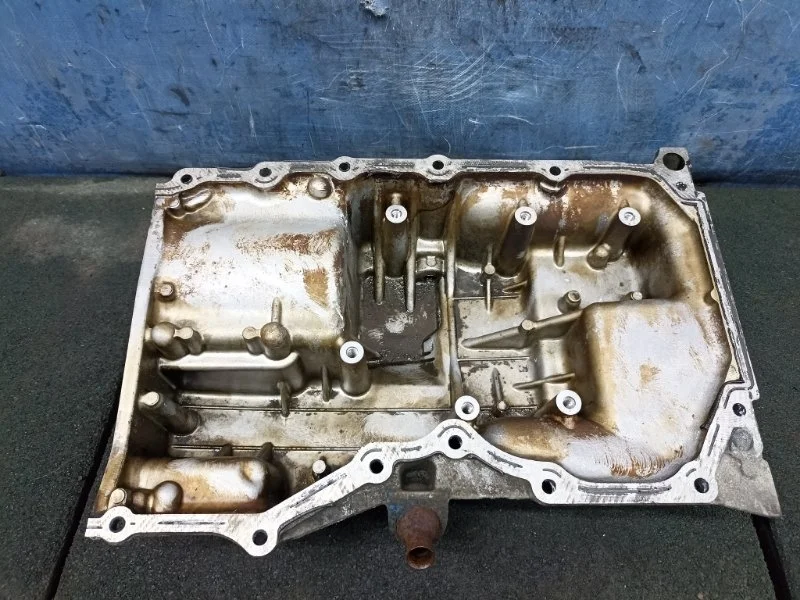 Поддон двигателя Ford Focus 2 2008 4M5G6675FJ 1.8 QQDB