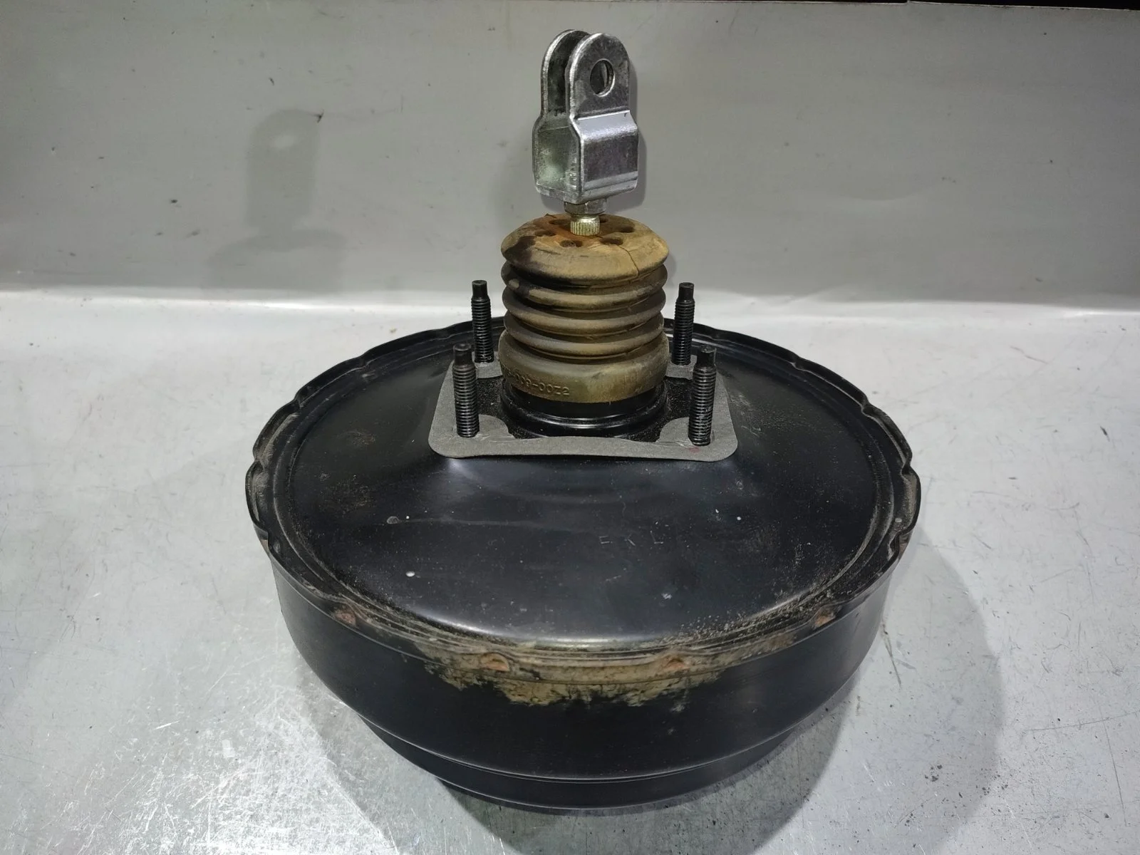 Усилитель тормозов вакуумный SsangYong Kyron 2009 D130