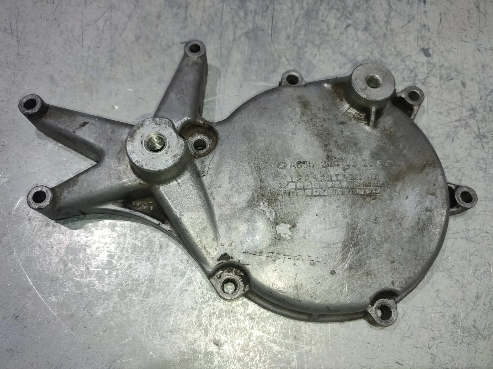 Крышка тнвд Ssangyong Kyron