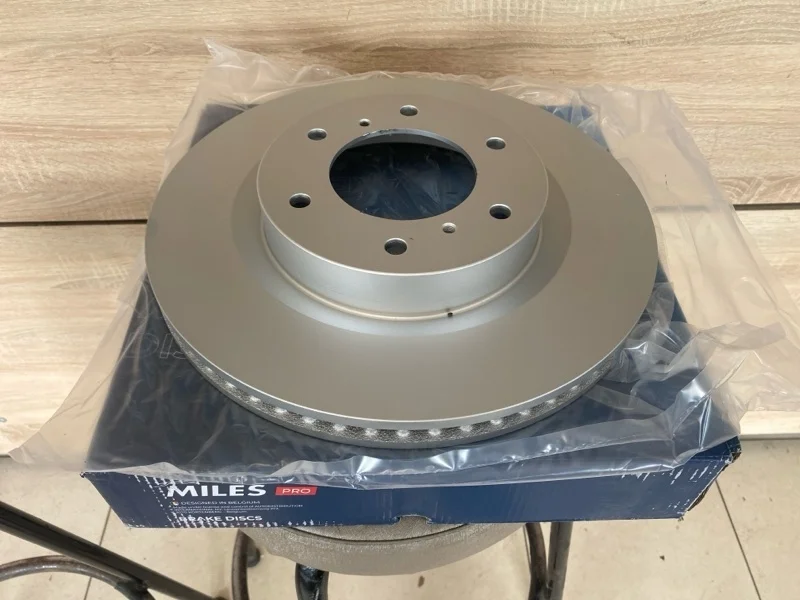 Тормозной диск Mitsubishi Pajero 4 2006- K200147 V87W 4M41, передний