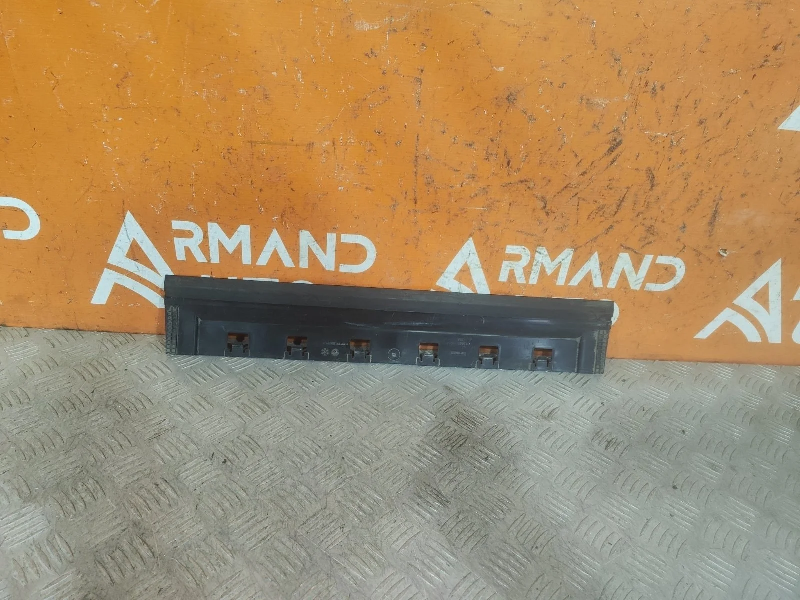 Дефлектор радиатора нижний BMW X5 2013-2018 F15