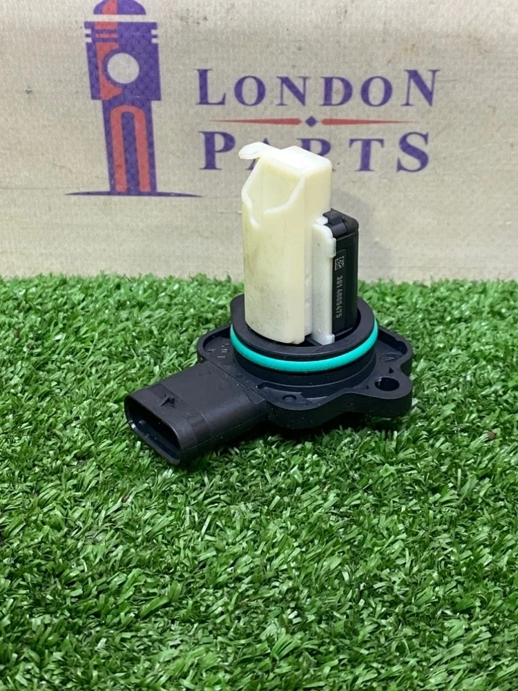 Расходомер воздуха BMW 335i E93