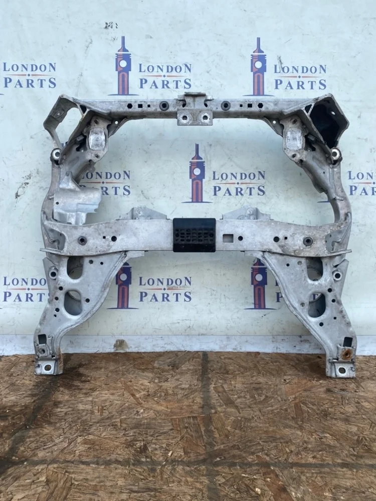 Подрамник BMW E93