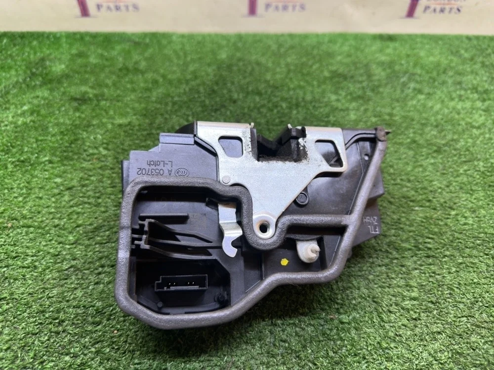 Замок двери BMW F07