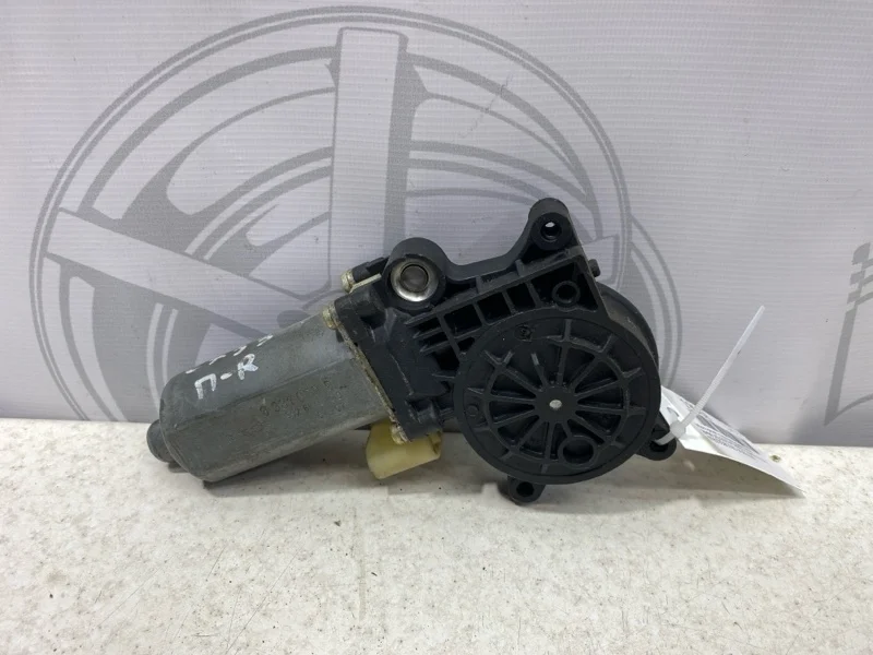 Моторчик стеклоподъемника BMW X5 2004 E53