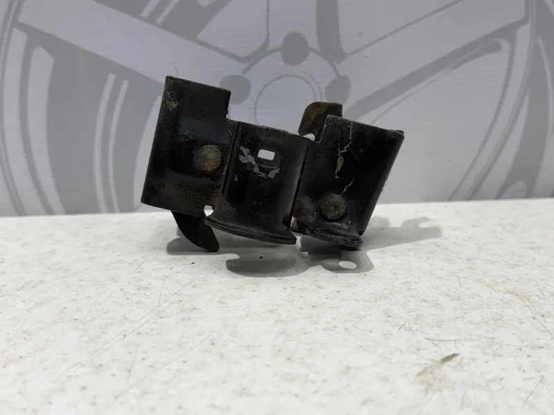 Замок капота нижняя часть Mercedes-benz ML 2007 W164