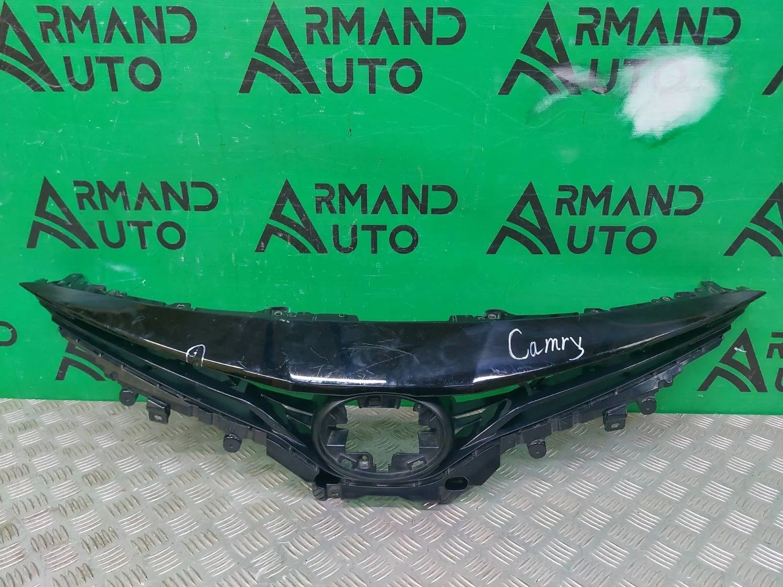 Решетка радиатора Toyota Camry 2020-нв 8 XV70