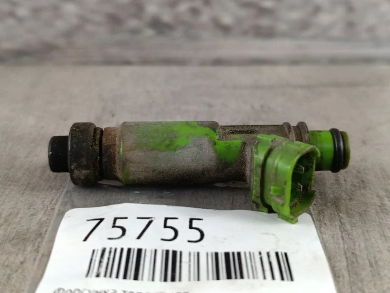 Форсунка топливная Mitsubishi Pajero 3 2003 V73W