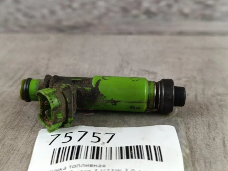 Форсунка топливная Mitsubishi Pajero 3 2003 V73W