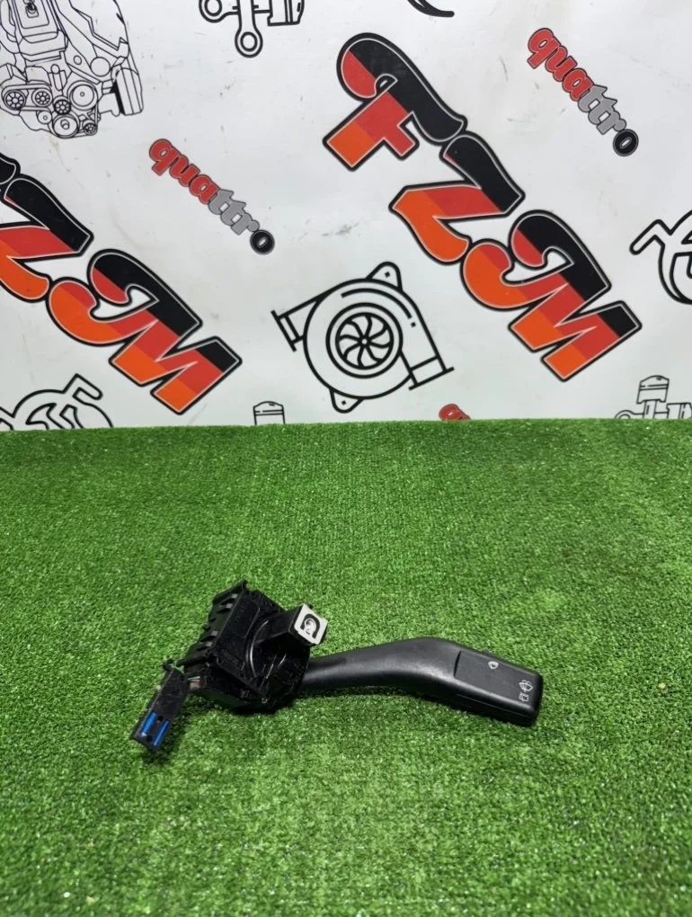 Подрулевой переключатель дворников Volkswagen Golf 1K0953519 MK5