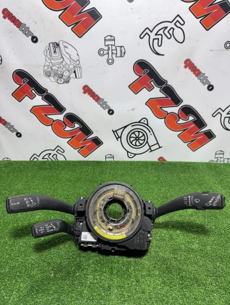 Подрулевой переключатель Audi Q5 8K0953568F 8R