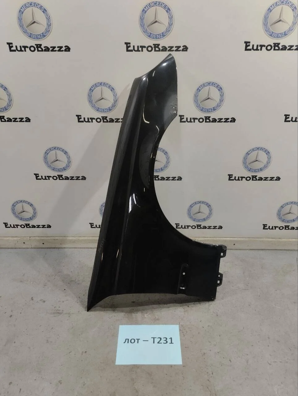 Крыло переднее правое Mercedes W211