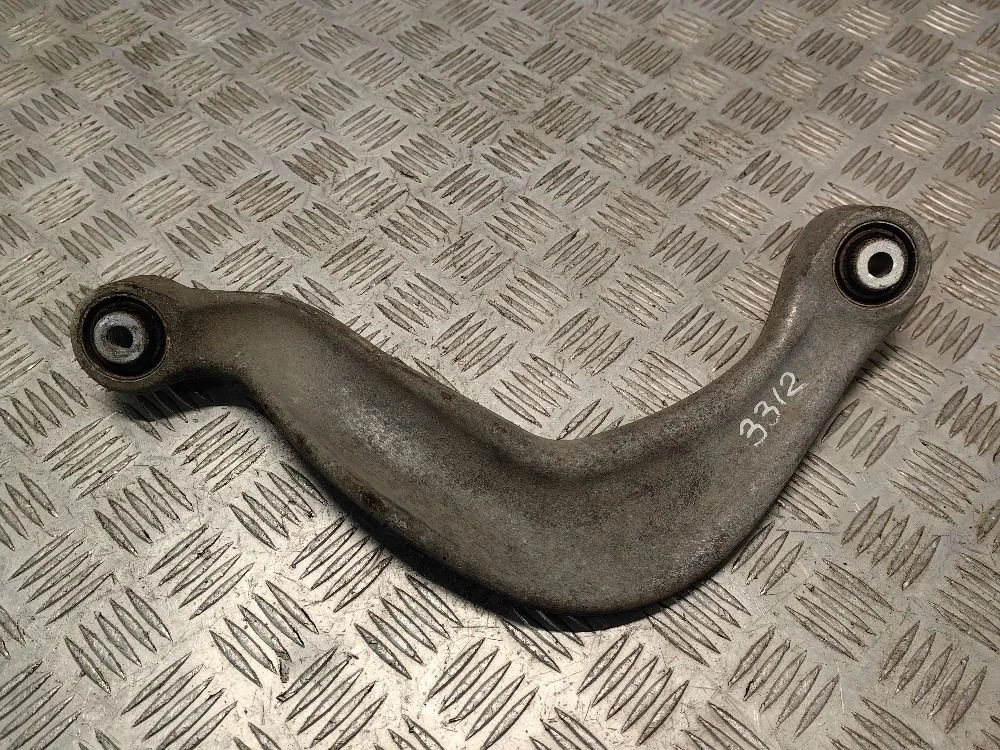 Рычаг подвески задний верхний левый Audi A6 C7