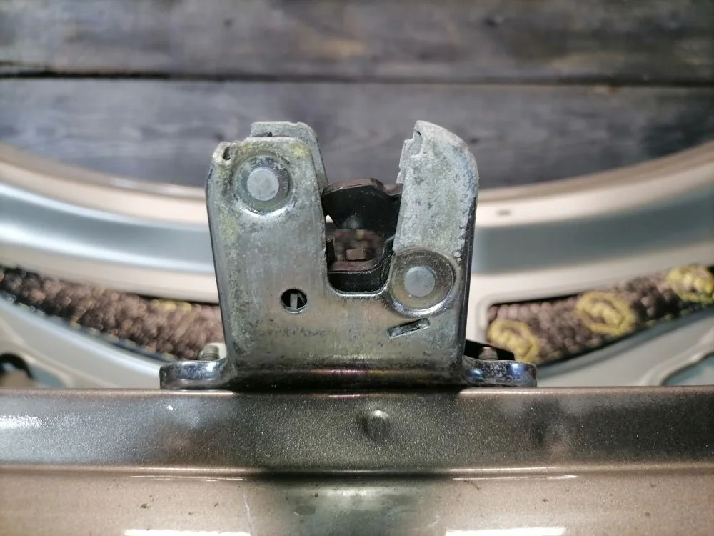 Замок багажника Volkswagen Passat CC B6 (2008—2012)