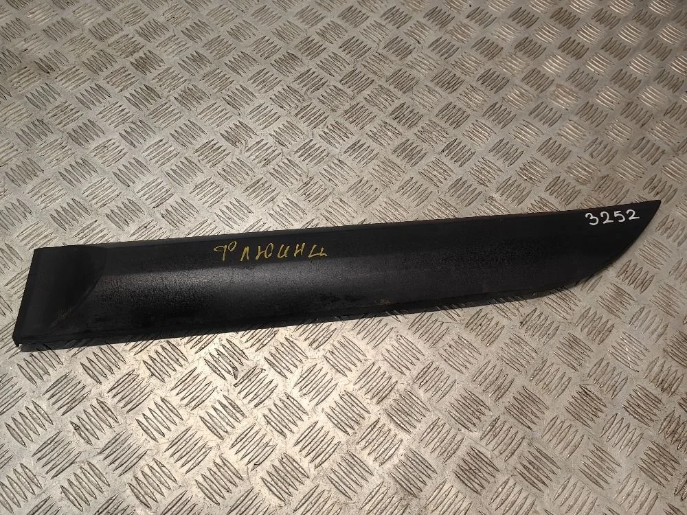 Молдинг двери задний левый Renault Fluence