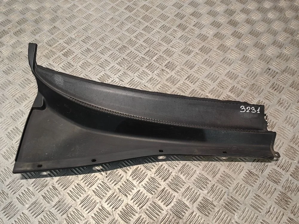 Решетка стеклооч. правая Chevrolet Lacetti