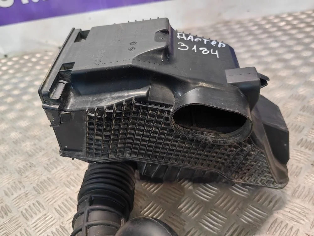 Корпус воздушного фильтра Renault Duster I