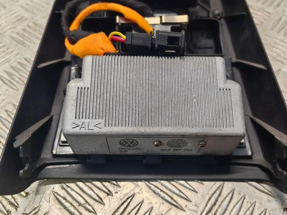 Инвертор Volkswagen Passat CC B6