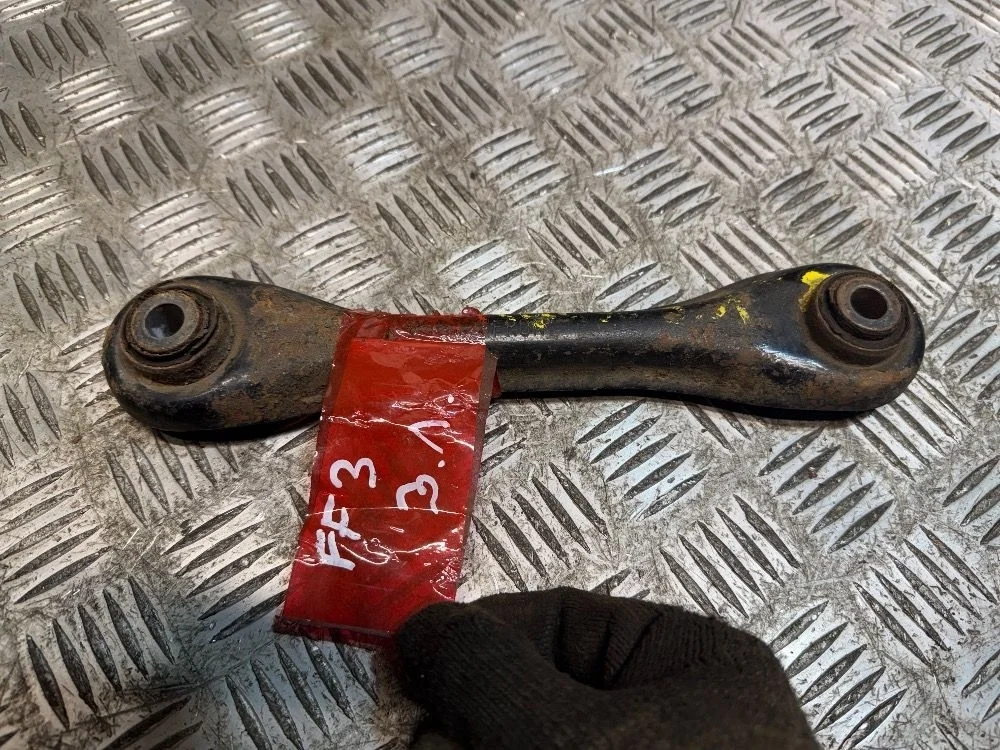 Рычаг задний левый Ford Focus 3
