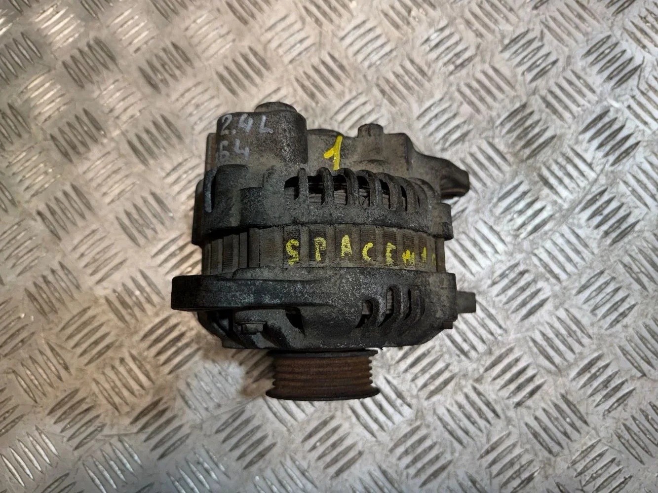 Генератор Mitsubishi space wagon 3