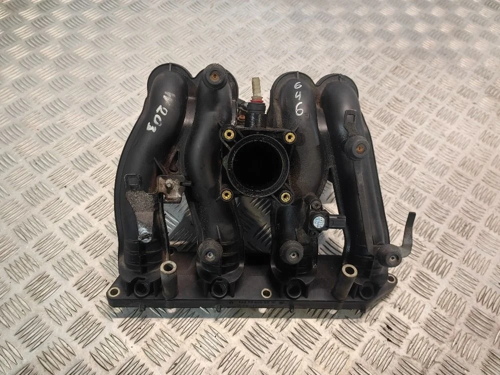 Коллектор впускной Mercedes-Benz C-класс W203