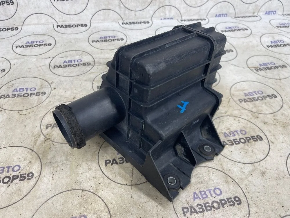 Резонатор воздушного фильтра Mazda CX-7 I (2006—2009)