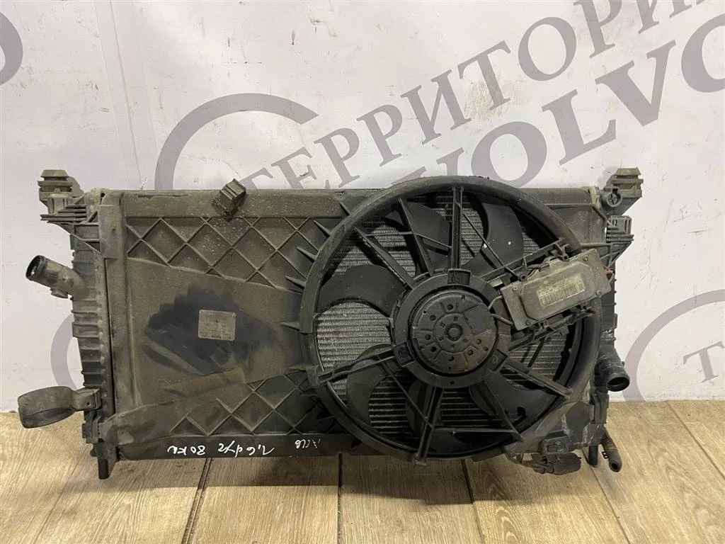 Вентилятор радиатора в сборе
