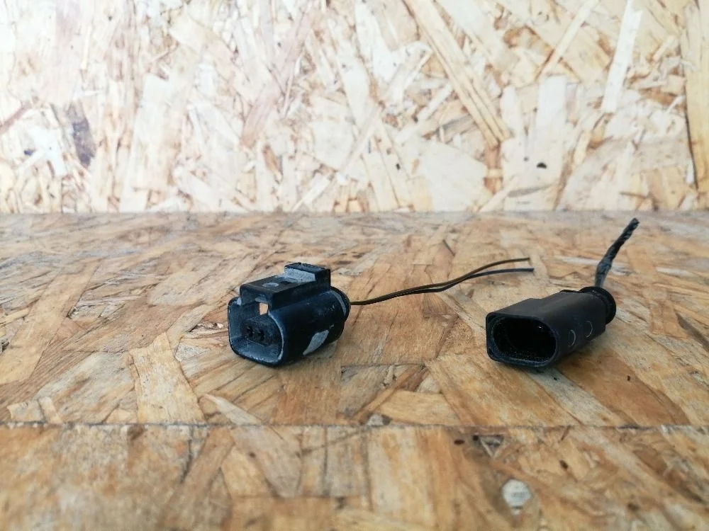 Разъем/фишка Volkswagen Jetta VI (2010—2015) 1J0973702