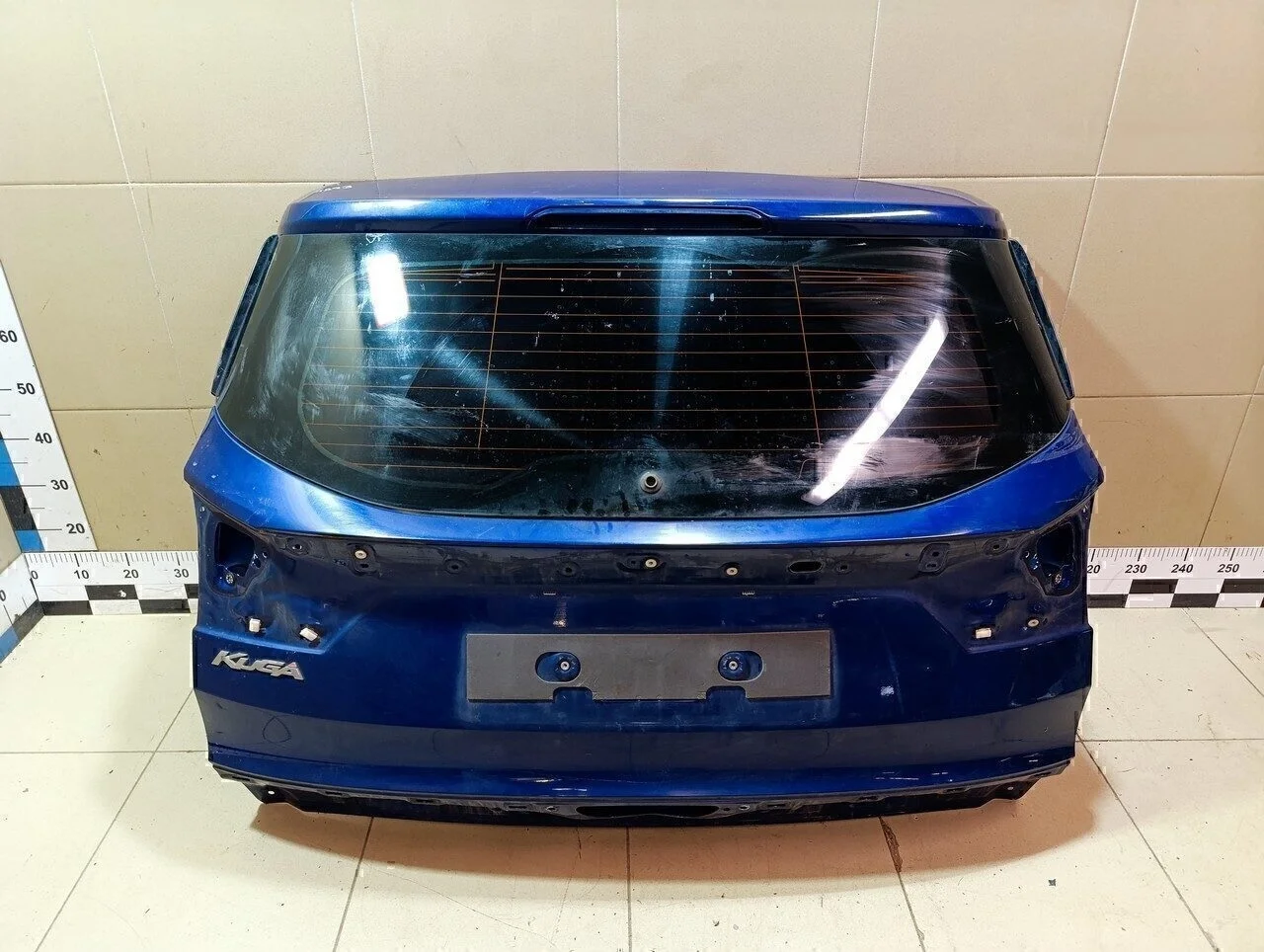 Дверь багажника со стеклом Kuga 2012>