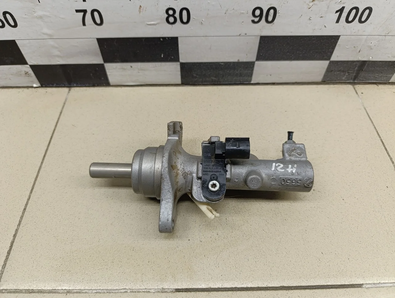 Цилиндр тормозной главный Jetta 2006-2011