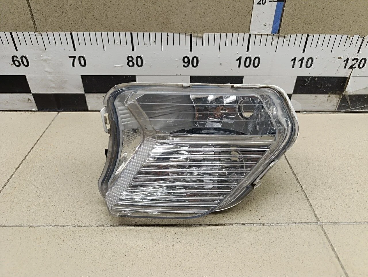 Фара противотуманная правая Kuga 2012>