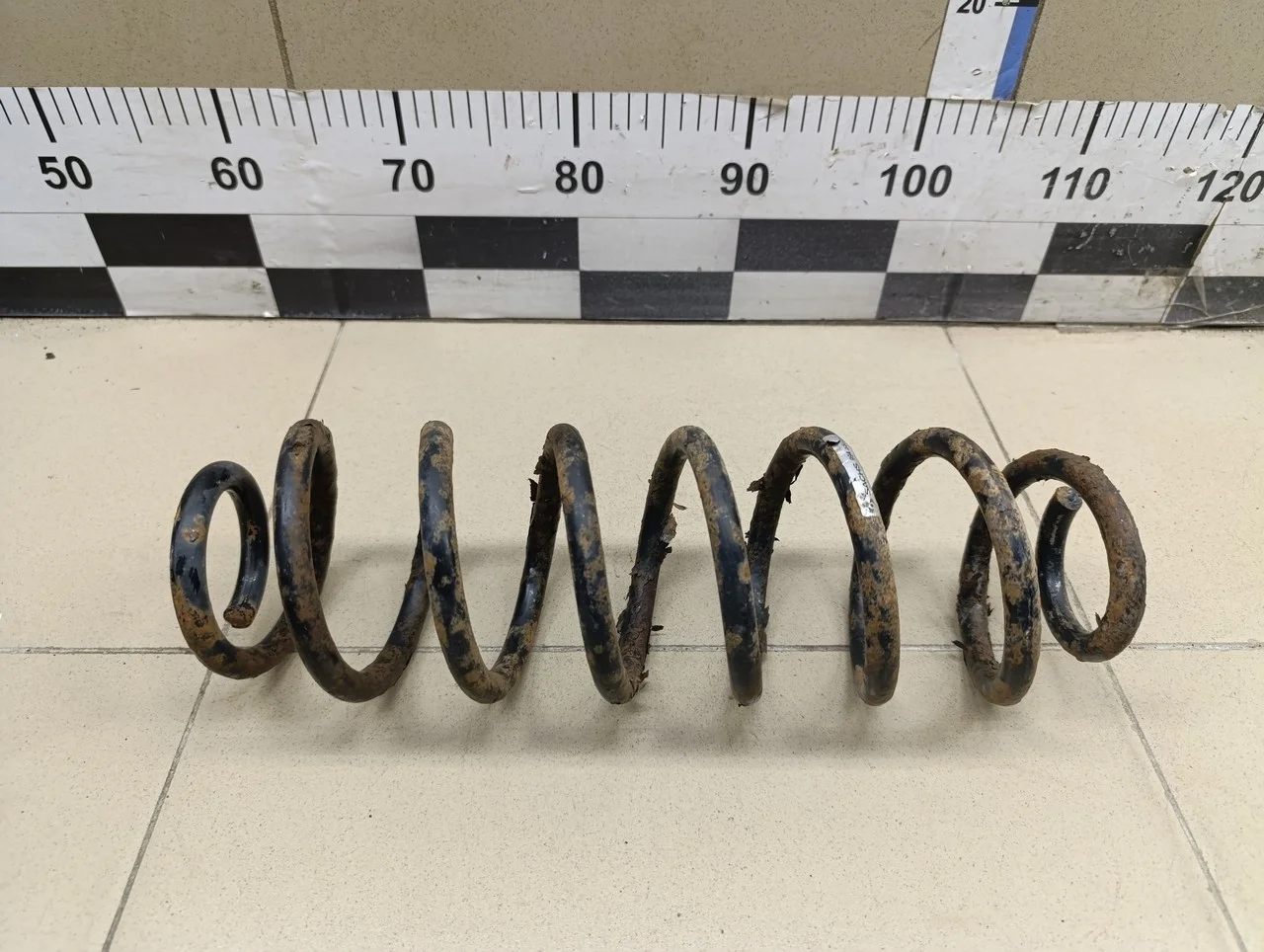 Пружина задняя Yeti 2009>