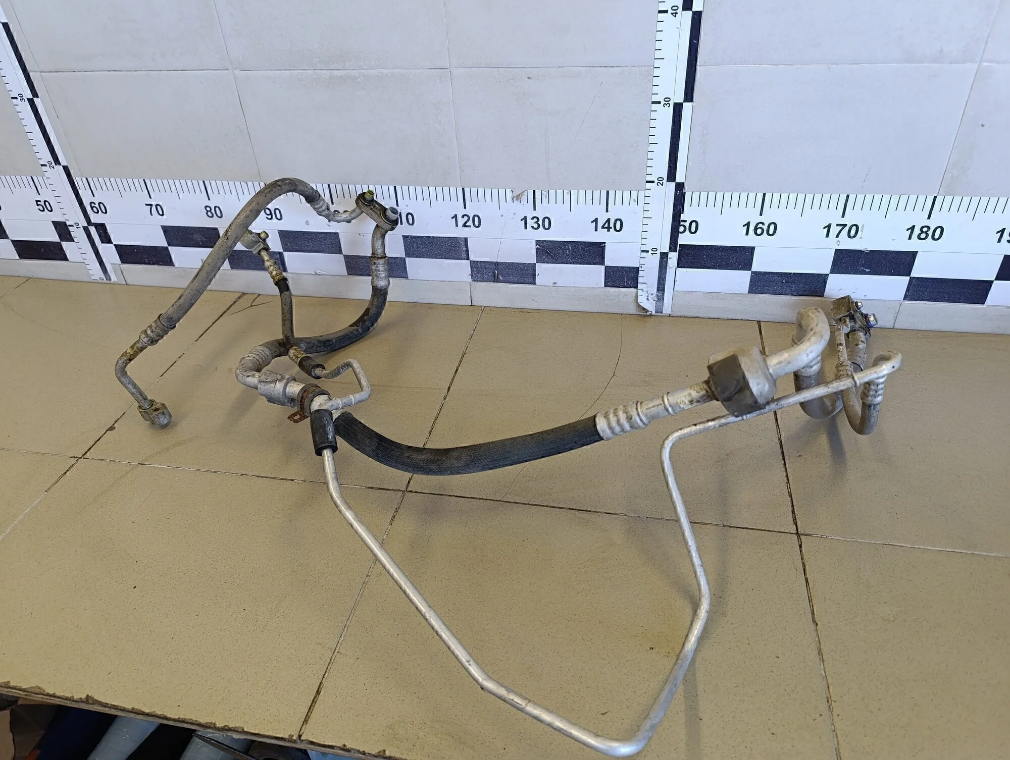 Трубка кондиционера Astra H / Family 2004-2015