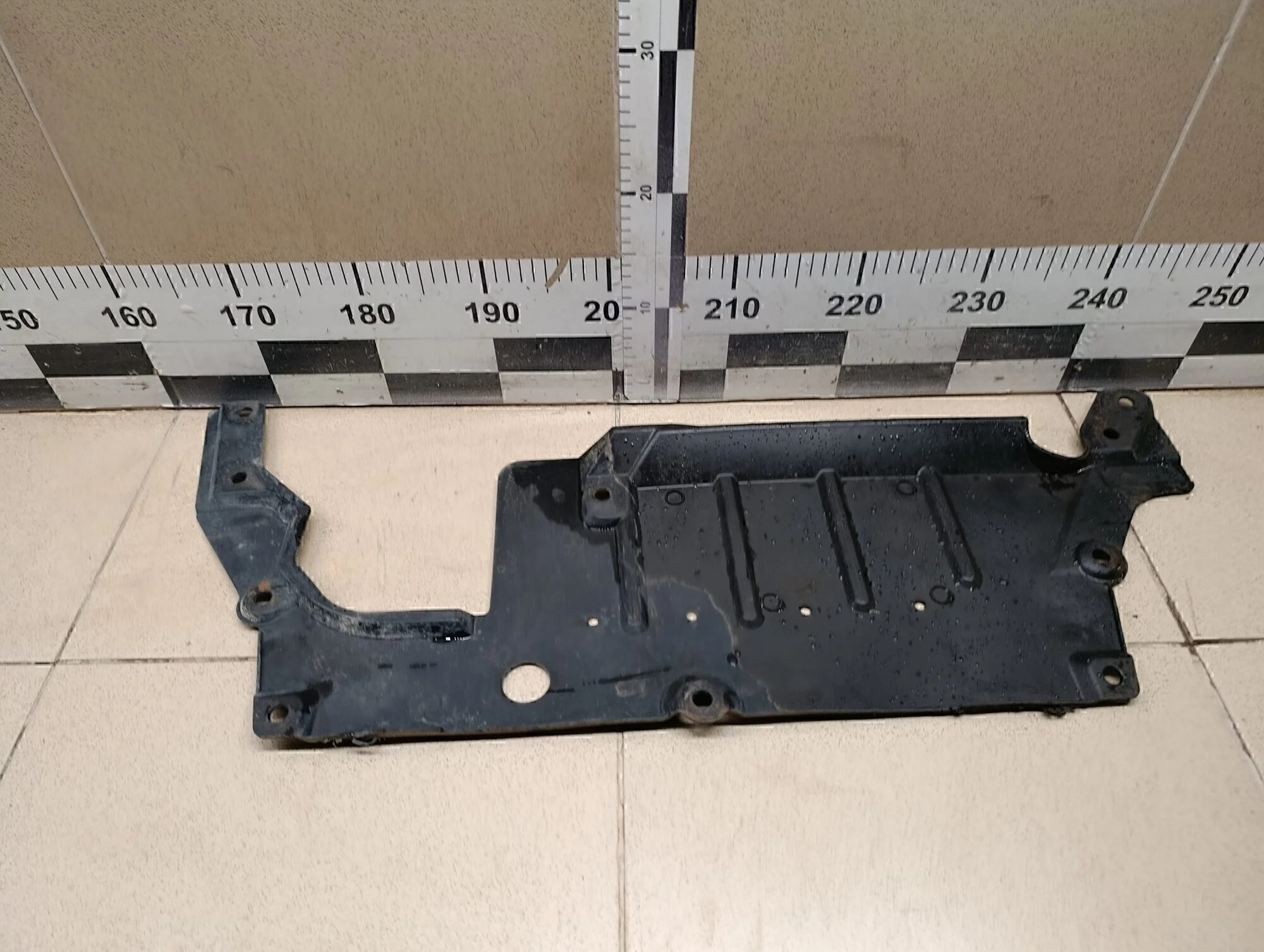 Пыльник двигателя центральный ASX 2010-2016