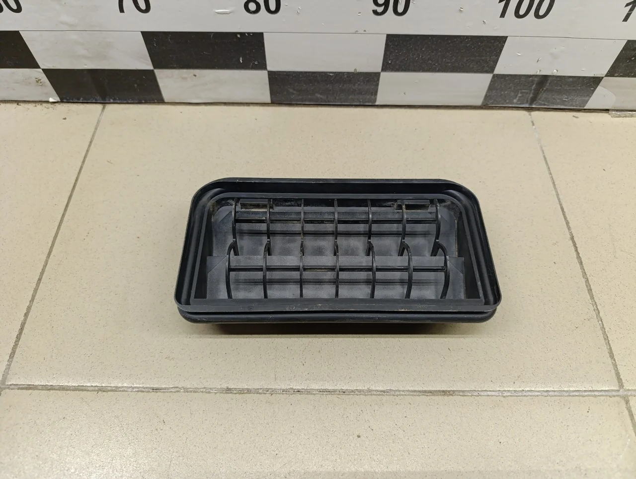 Решетка вентиляционная Passat [B6] 2005-2010