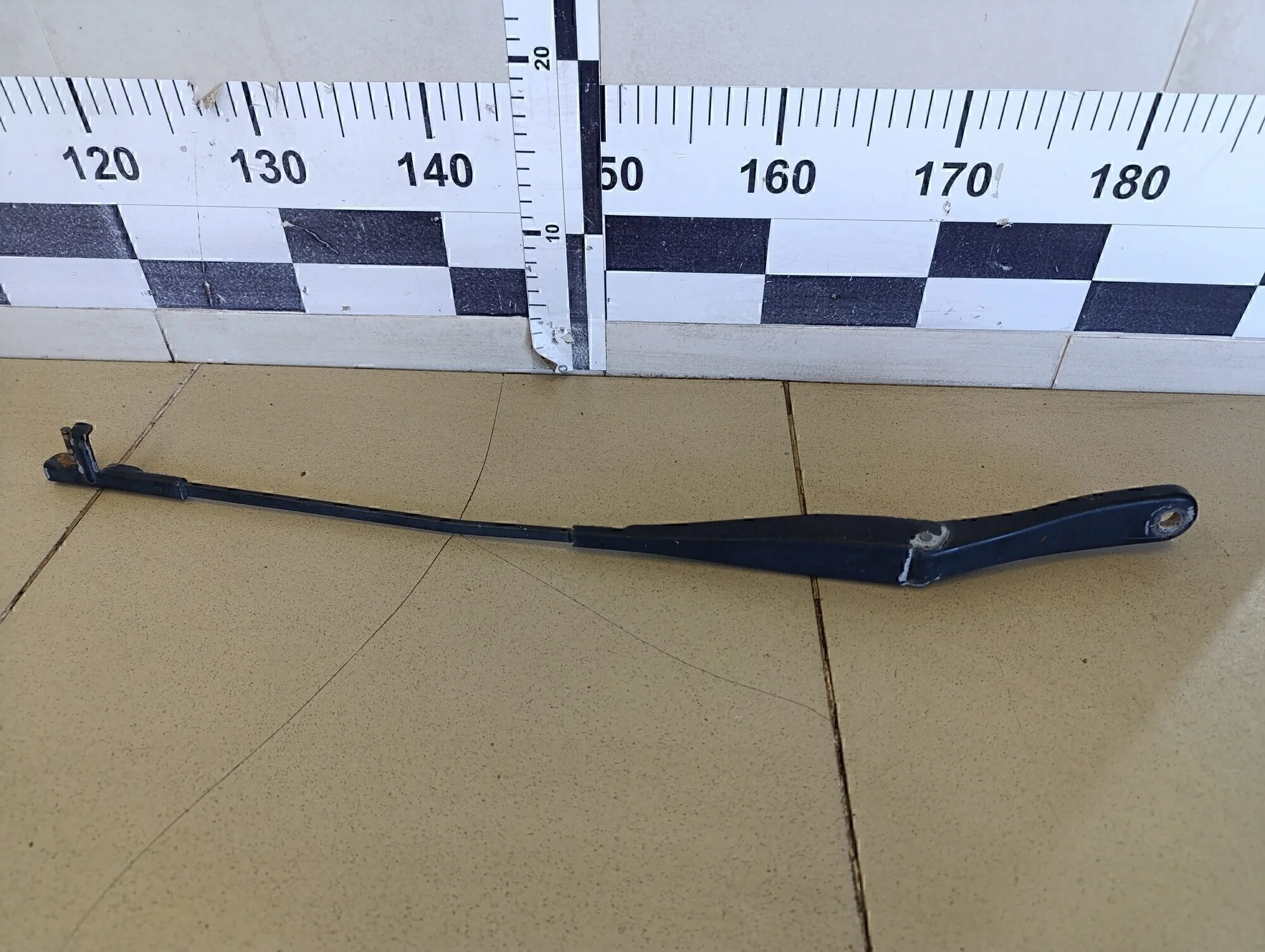 Поводок стеклоочистителя передний правый Astra H / Family 2004-2015