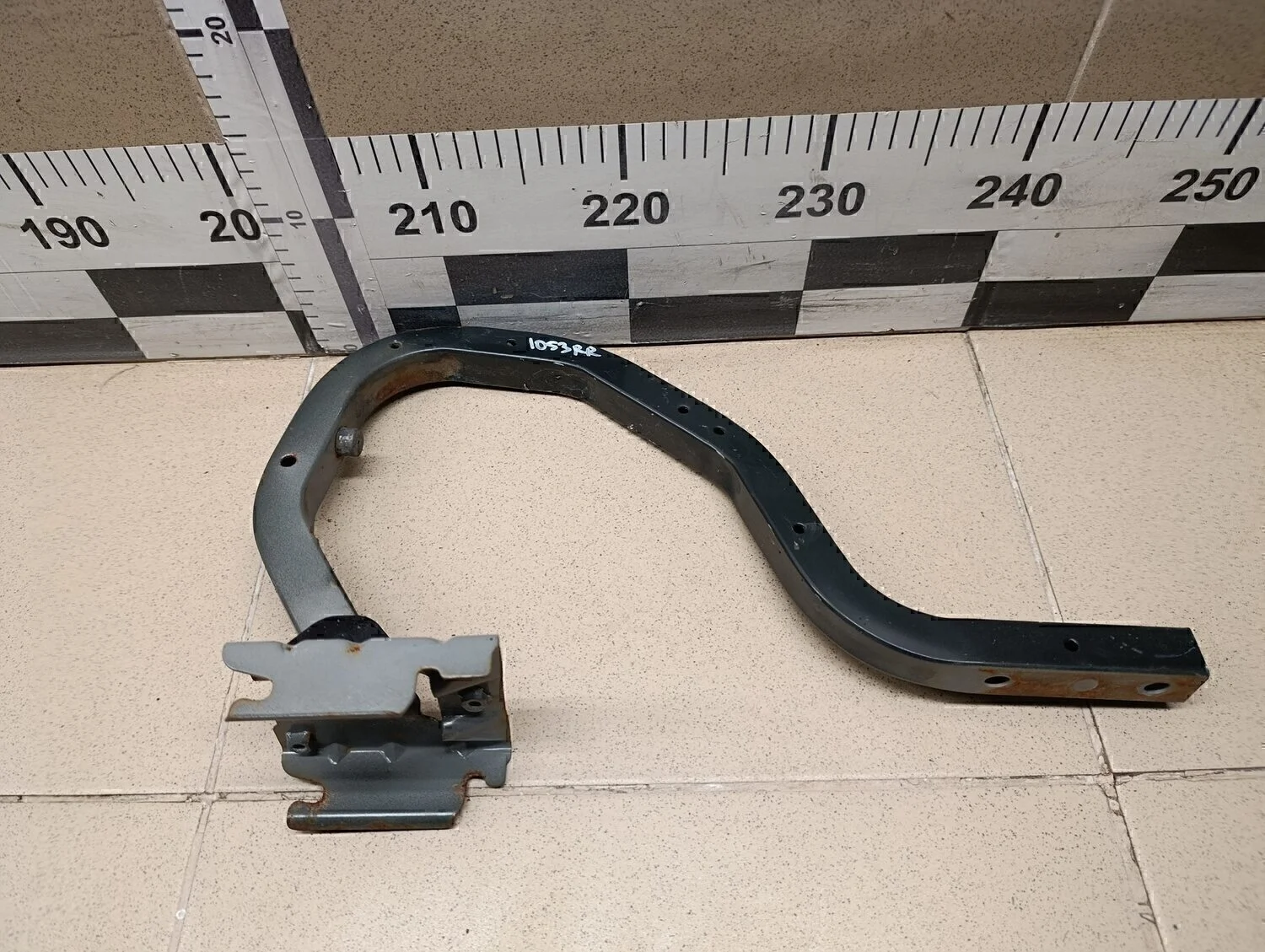 Петля крышки багажника Almera Classic (B10) 2006-2013