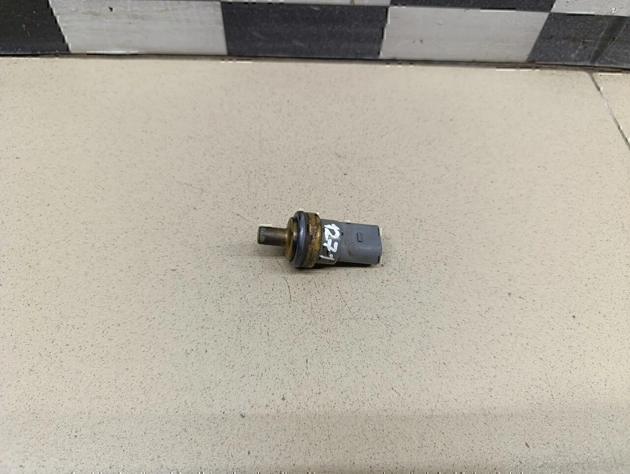 Датчик температуры A3 (8L1) 1996-2003