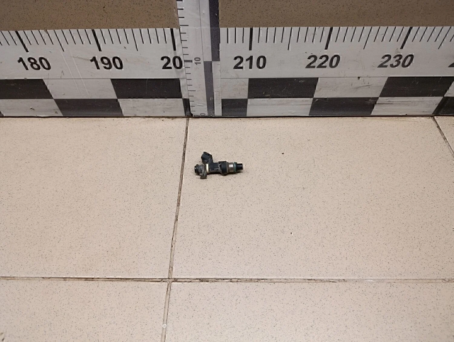 Форсунка инжекторная электрическая Almera Classic (B10) 2006-2013