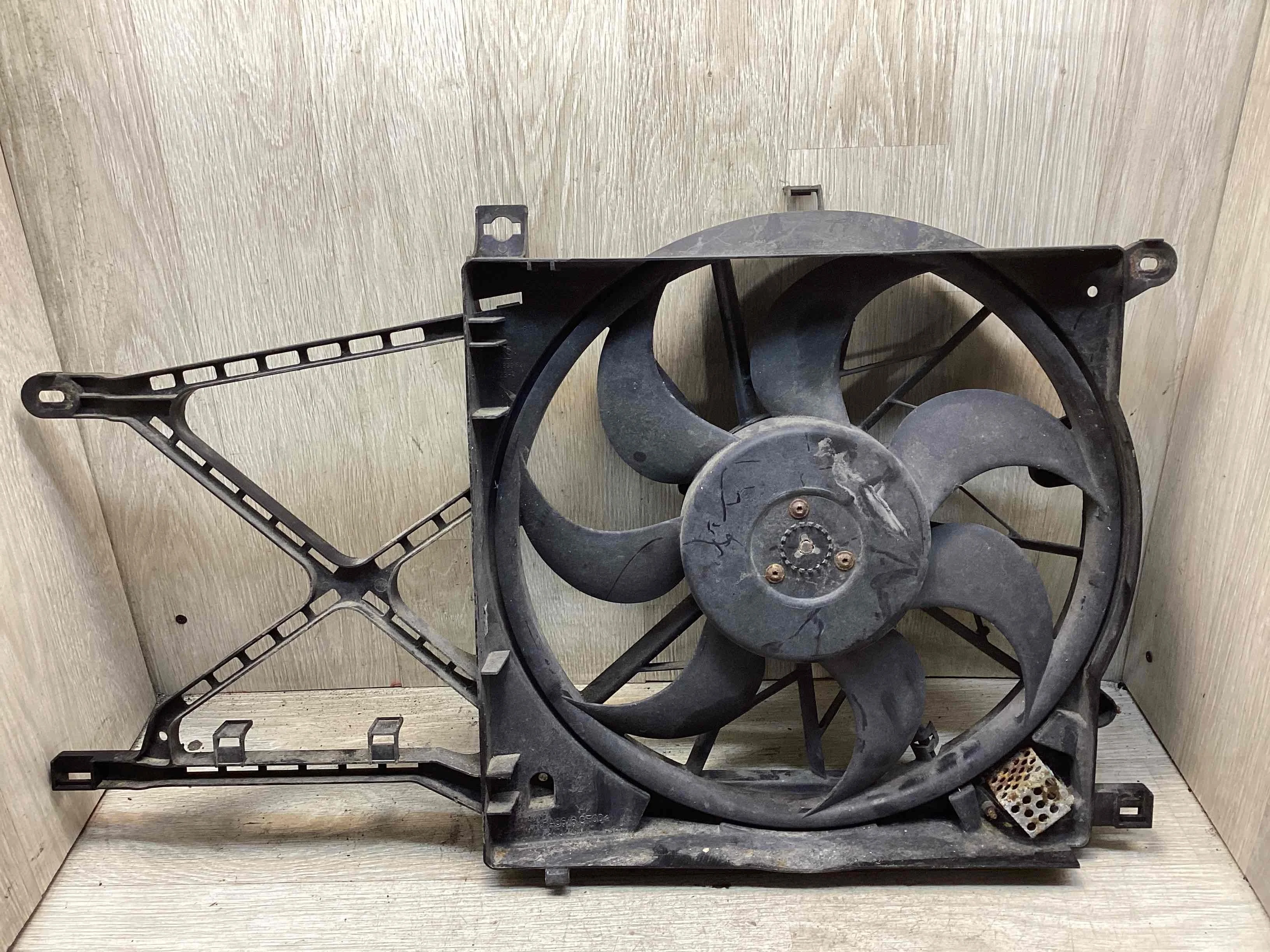 Вентилятор радиатора Opel Astra Astra H 2004-2007 2006 1,6 Бензин МКПП Хэтчбек.
