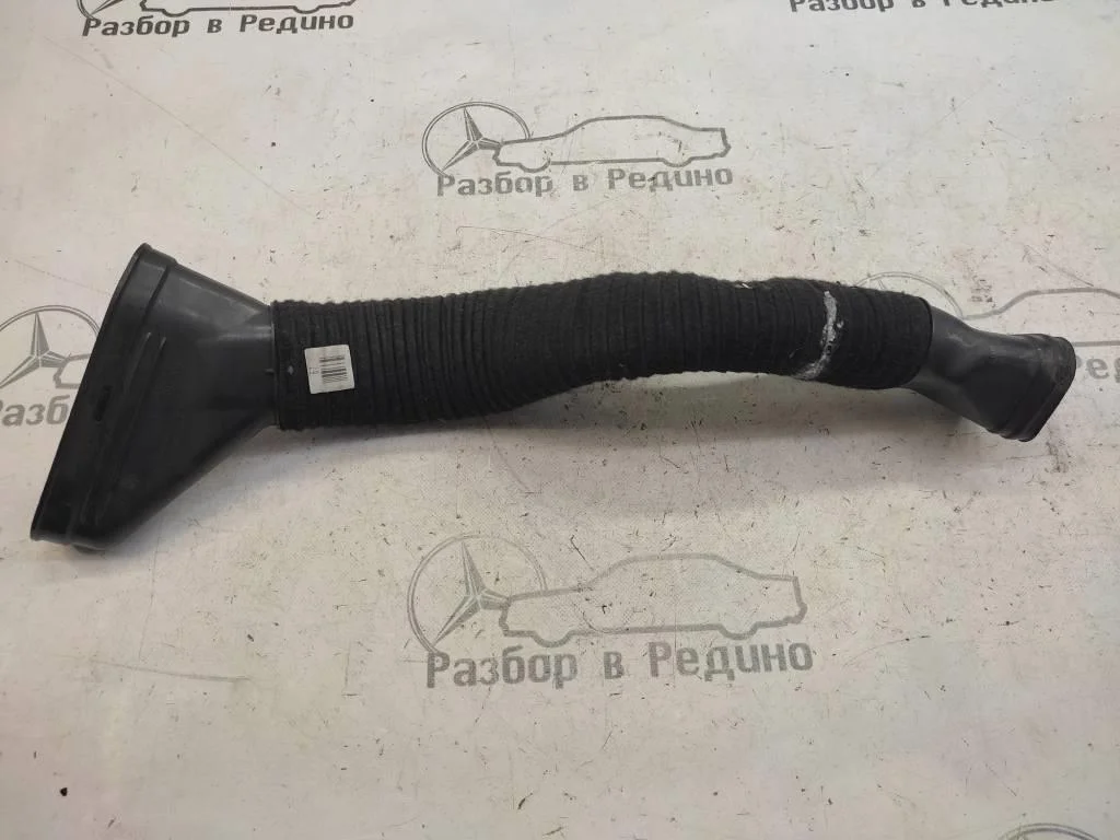 Патрубок воздушный Mercedes-Benz
