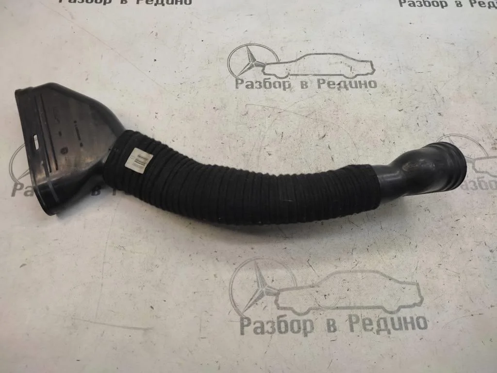 Патрубок воздушный Mercedes-Benz