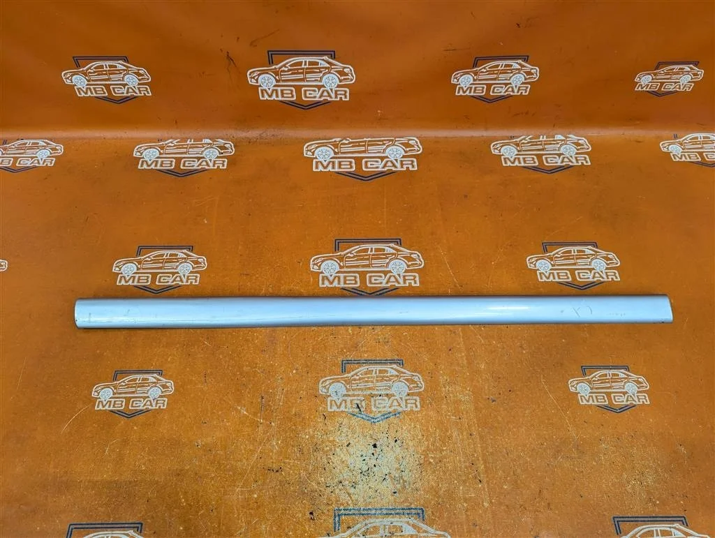 Молдинг Mercedes-Benz