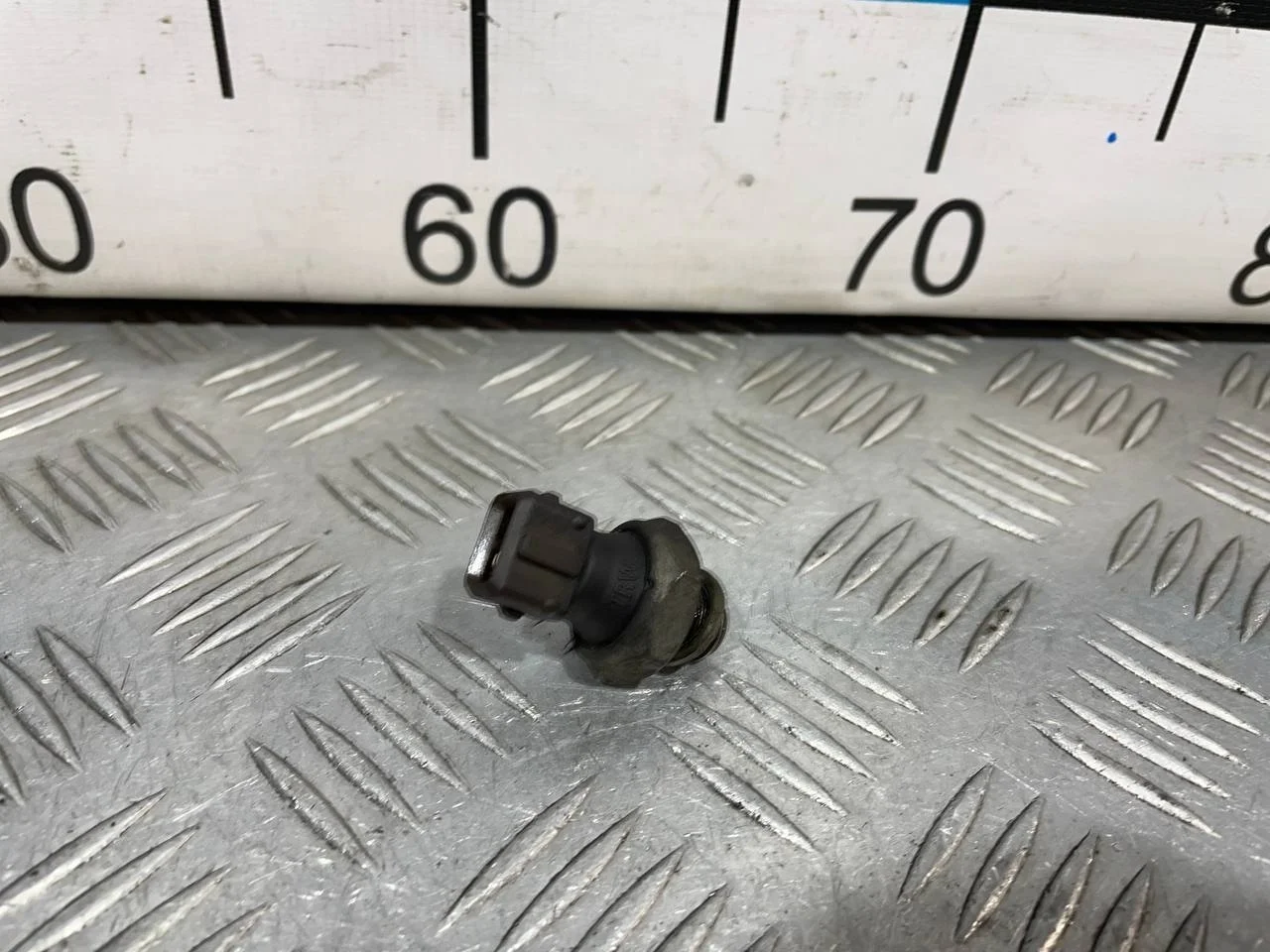 [Б/У] Датчик давления масла [Код: 00628909 ]