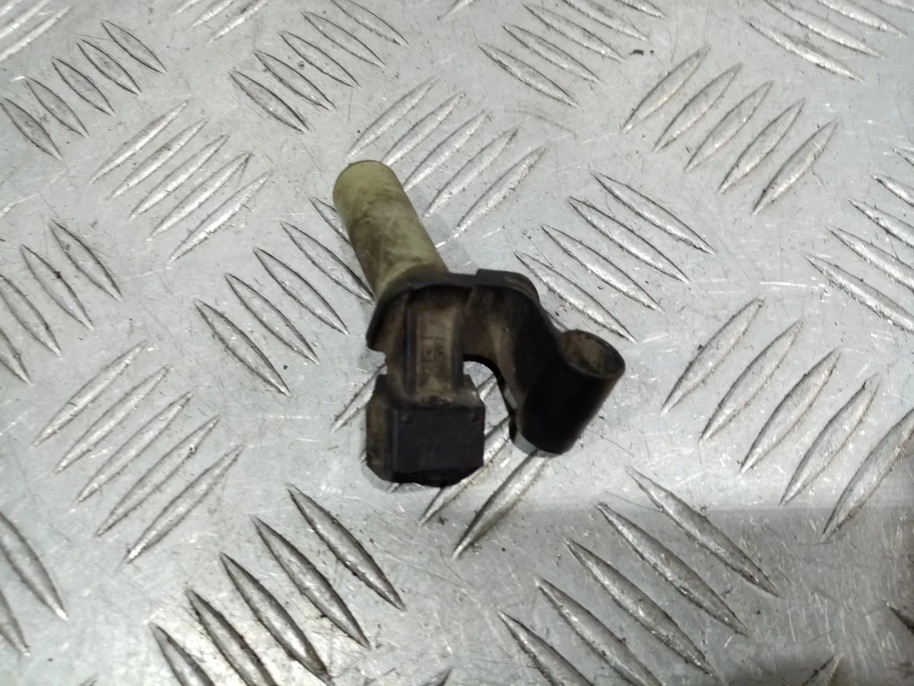 [Б/У] Датчик положения коленвала [Код: 00628021 ]