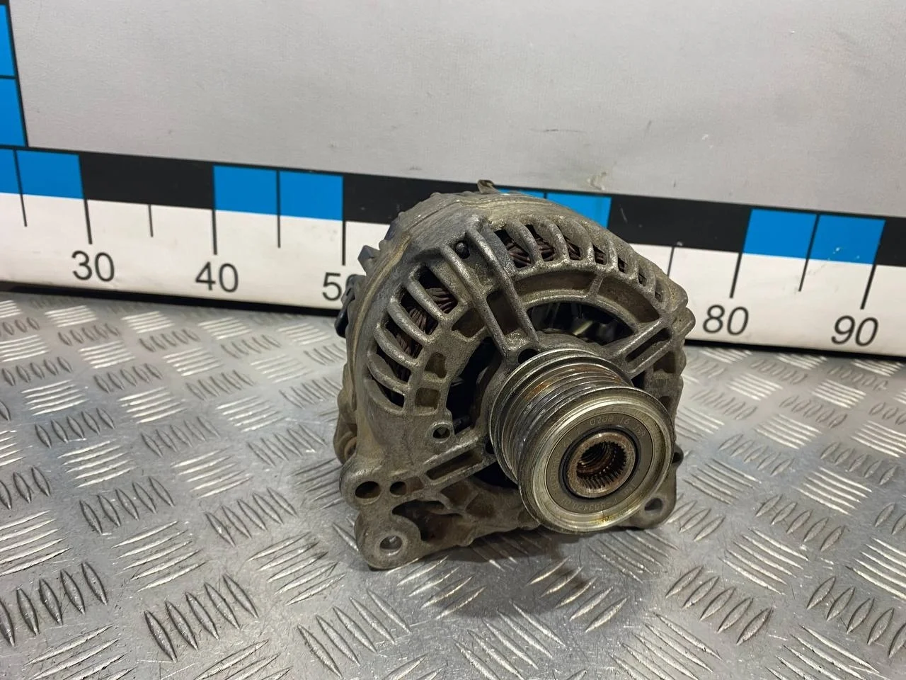 [Б/У] Генератор 12V / 140A [Код: 00632345 ]