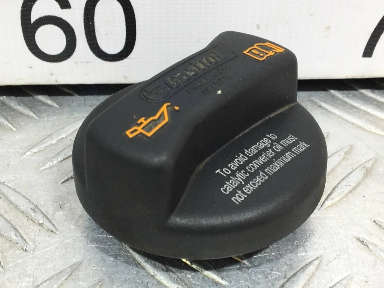 [Б/У] Крышка маслозаливной горловины [Код: 00626330 ]