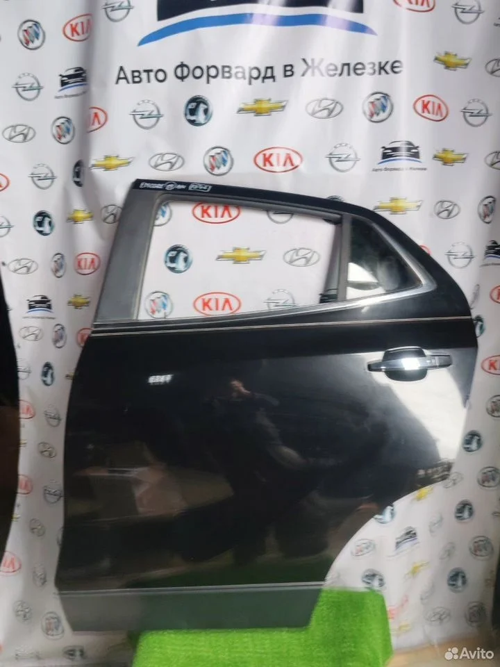 Дверь боковая задняя левая opel mokka