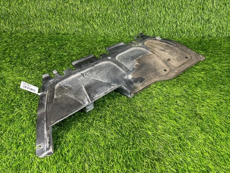 Защита двигателя Volkswagen Golf 2002 1J0825237R 1J AUM 1.8T, передняя