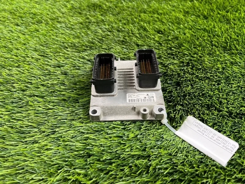 Блок управления двигателя Opel Vectra C 55351519 L35 Z32SE